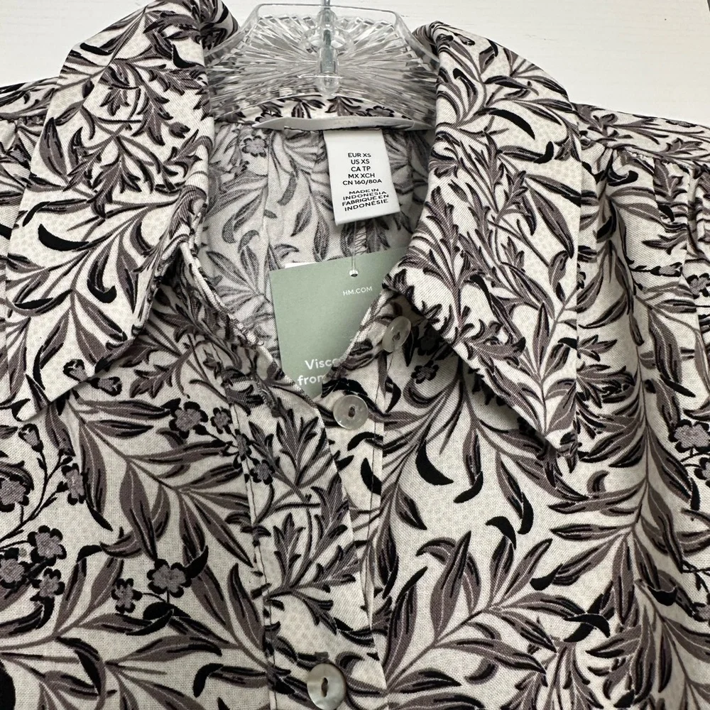 H&M Brown & White Long-Sleeve Leaf Print Dress - Size XS - Very Oversized - Picture 3 of 6